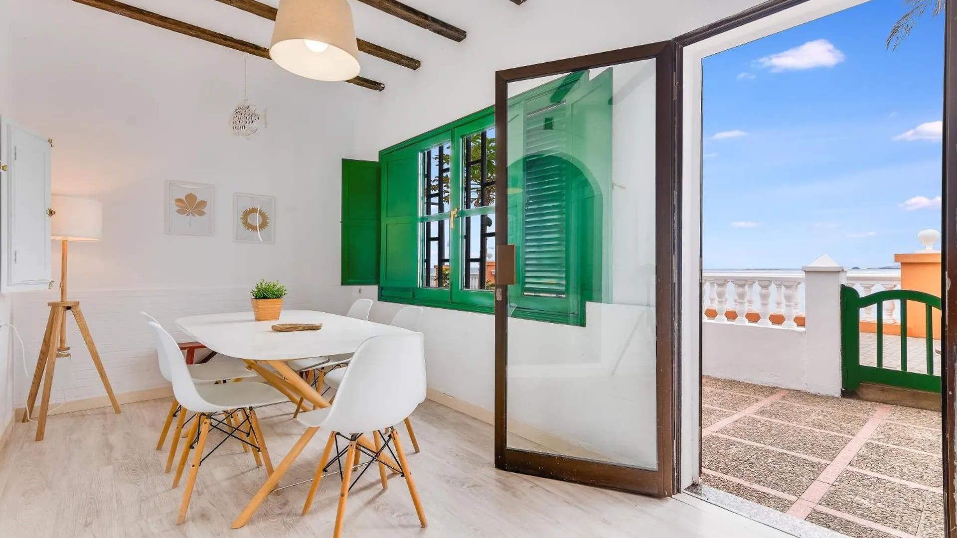 Home2Book Bright House Facing The Ocean Taliarte Melenara Spain