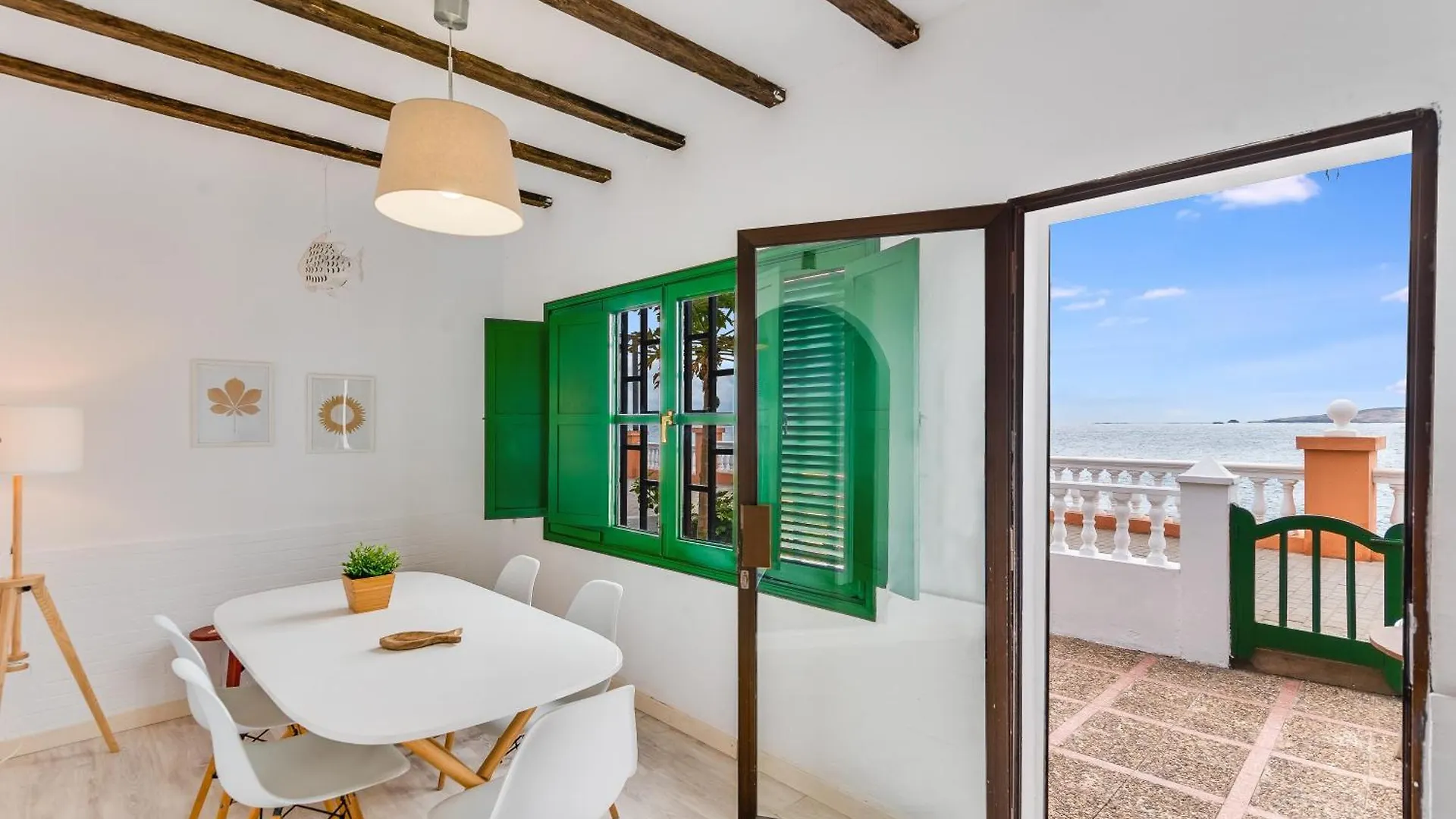 Home2Book Bright House Facing The Ocean Taliarte location